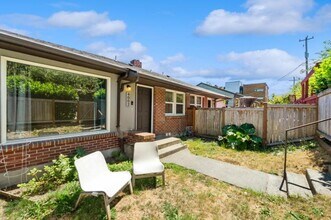 4002 14th Ave S in Seattle, WA - Building Photo - Building Photo