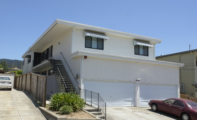 3084 Kansas St in Oakland, CA - Building Photo - Building Photo