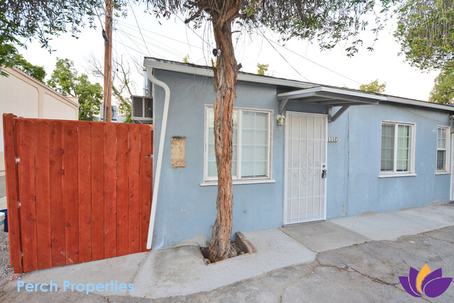 181 W Spazier Ave, Unit 181 W Spazier Ave Apt C in Burbank, CA - Building Photo - Building Photo