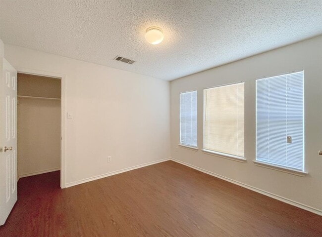 property at 2812 High Point Cove