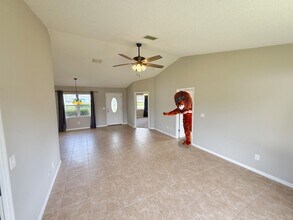 39 Fischer Ln in Palm Coast, FL - Building Photo - Building Photo