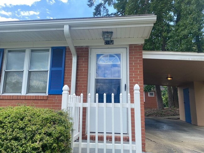 2103 Elmwood Ave in Durham, NC - Building Photo - Building Photo