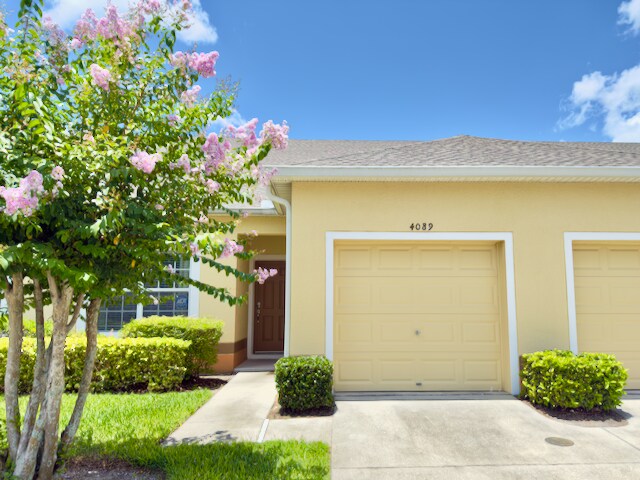 4089 Shade Tree Ln in Lakeland, FL - Building Photo