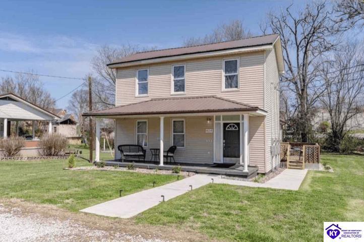 404 N Washington St in Munfordville, KY - Foto de edificio