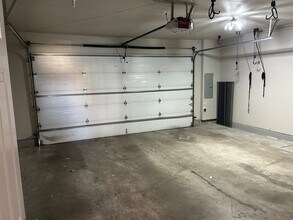 9207 Gerritsen Ave, Unit 0083 in Brookfield, IL - Foto de edificio - Building Photo