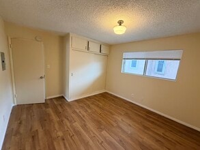 2608 Vanderbilt Ln, Unit #6 in Redondo Beach, CA - Building Photo - Building Photo