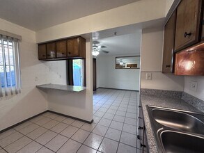 2901 East Roosevelt Street in Phoenix, AZ - Foto de edificio - Interior Photo