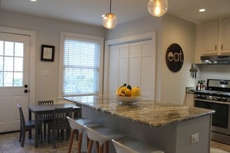 1614 Magnolia Ave in Norfolk, VA - Building Photo - Building Photo