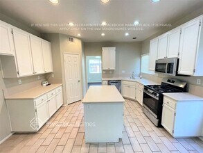 23842 Sweet Pea Ct in Murrieta, CA - Building Photo - Building Photo