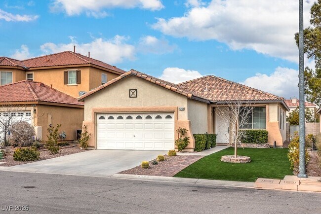 9758 Vista Crest Ave in Las Vegas, NV - Building Photo - Building Photo