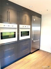 12 Murvon Ct in Westport, CT - Building Photo - Building Photo