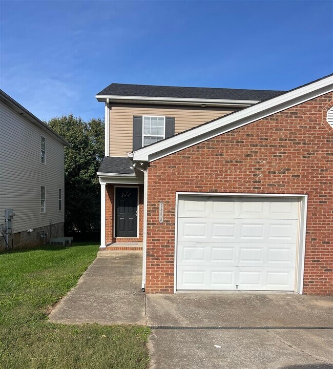244 River Tanmer Way in Bowling Green, KY - Building Photo
