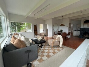 296 Scenic Rd in Fairfax, CA - Building Photo - Building Photo