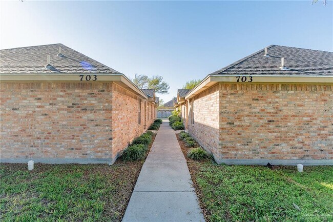 703 Agate St-Unit -A in Edinburg, TX - Building Photo - Building Photo