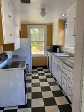 945 NE Monroe St in Pullman, WA - Building Photo - Building Photo