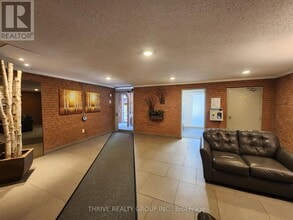 1100 Jalna Blvd in London, ON - Building Photo - Building Photo