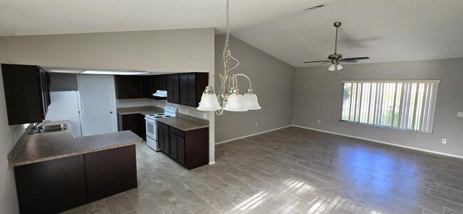 391 Buttonwood Dr in Kissimmee, FL - Building Photo - Building Photo