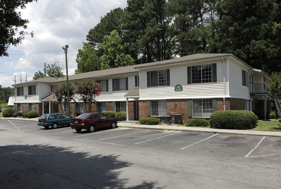 Riverwood Club Apartments in Atlanta, GA - Foto de edificio