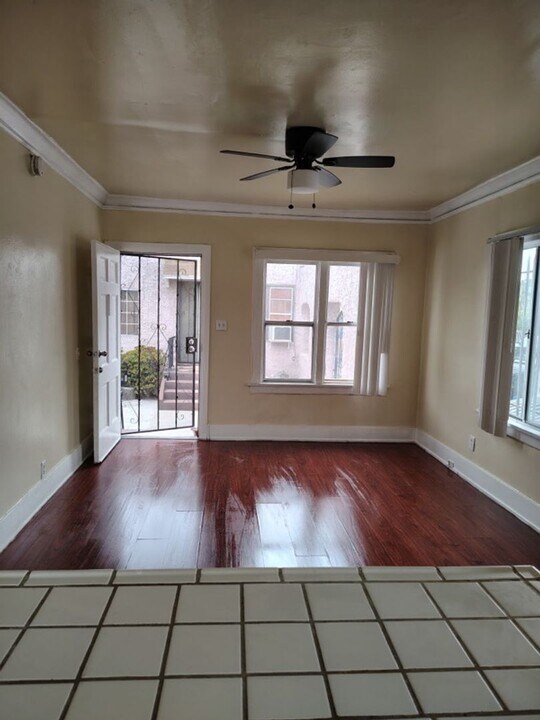 700 Spaulding Ave-Unit -700 in Los Angeles, CA - Building Photo