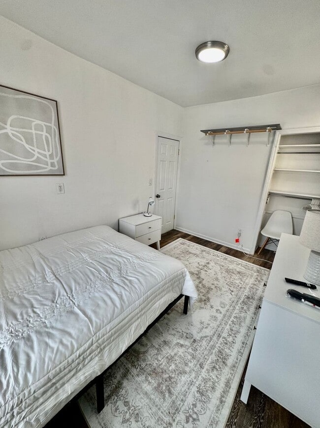 2428 Cambreleng Ave in Bronx, NY - Building Photo - Building Photo