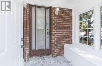 59 Burkwood Crescent in Toronto, ON - Building Photo - Building Photo