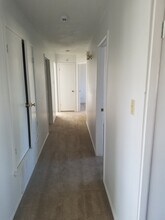 1802 S Avenue A in Portales, NM - Building Photo - Building Photo
