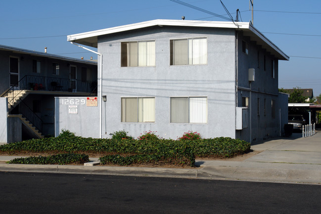 12629 Truro Ave in Hawthorne, CA - Building Photo - Building Photo