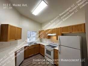 912 E Maine Ave in Nampa, ID - Building Photo - Building Photo