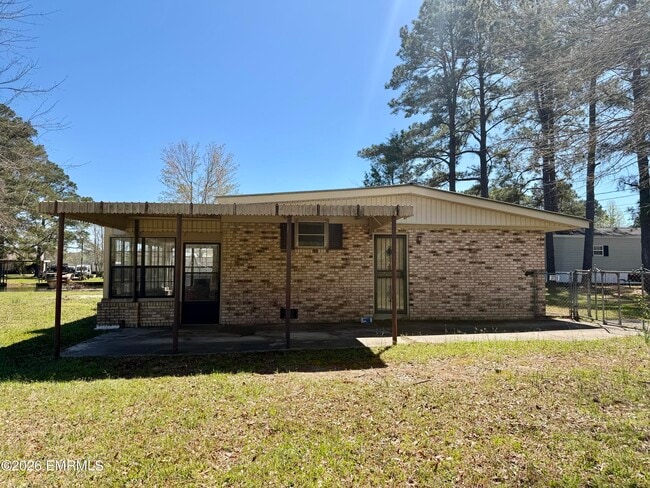 3725 Kay Dr in Lauderdale, MS - Building Photo - Building Photo