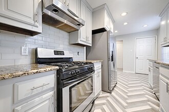 3520 Tangle Terrace in Dallas, TX - Foto de edificio - Building Photo