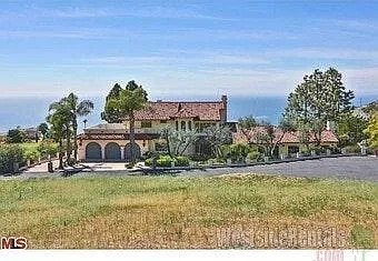 4211 Avenida De La Encinal in Malibu, CA - Building Photo - Building Photo