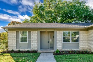 731 Brentwood Ln in Richardson, TX - Building Photo