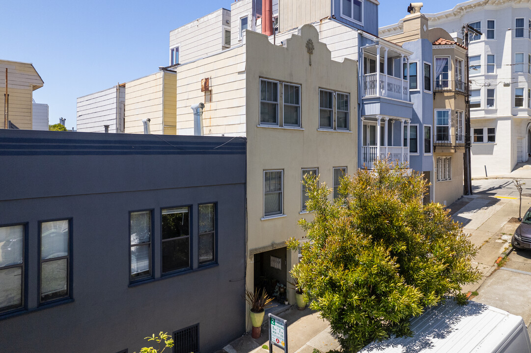 1615 Jones St in San Francisco, CA - Building Photo