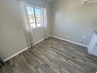 3247 W Century Blvd, Unit 7 in Inglewood, CA - Building Photo - Building Photo