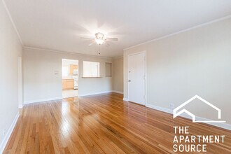 1528 N Harlem Ave in Oak Park, IL - Building Photo - Building Photo