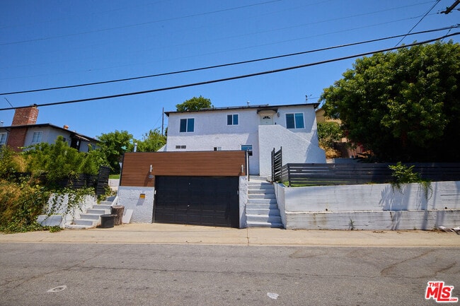 property at 1416 Helen Dr