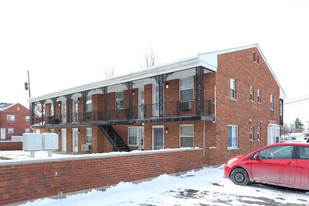 Demolished - Fairport Garden Apartments