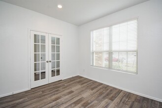7303 Dover Vw Ln in Katy, TX - Foto de edificio - Building Photo