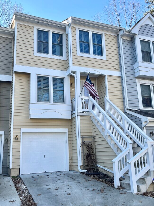 1402 Newport Spring Ct Rentals in Reston, VA
