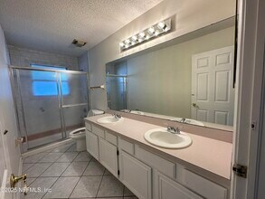 10398 Triple Crown Ave in Jacksonville, FL - Building Photo - Building Photo