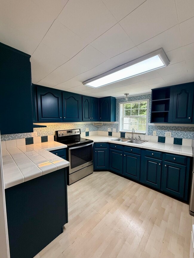 292 Holland St in Crestview, FL - Building Photo - Building Photo