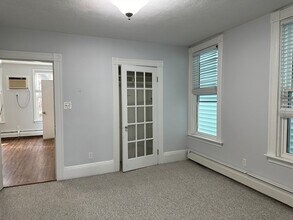 479 Sumner St, Unit 2 in Boston, MA - Building Photo - Building Photo