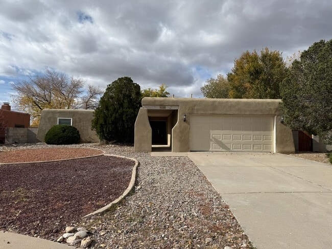 property at 4125 Glen Canyon Rd NE