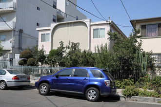 1021 Dewey Ave in Los Angeles, CA - Building Photo - Building Photo