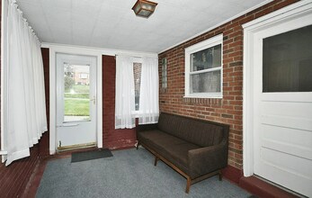 417 Penn St, Unit Floor 1 in Pittsburgh, PA - Building Photo - Building Photo