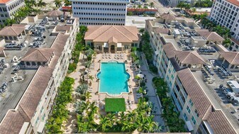 99 SE Mizner Blvd in Boca Raton, FL - Building Photo