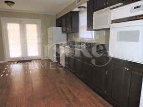 8601 Thorncliff Fairway, Unit 2 in Memphis, TN - Building Photo - Building Photo