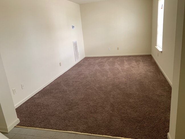 property at 319 Cedar Xing