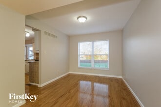 284 Bluemont Ct in St. Charles, MO - Building Photo - Building Photo