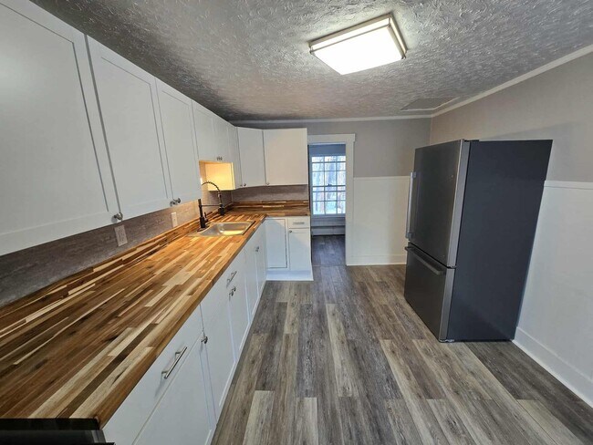 15 Carr Ln-Unit -2 in Farmingdale, ME - Building Photo - Building Photo